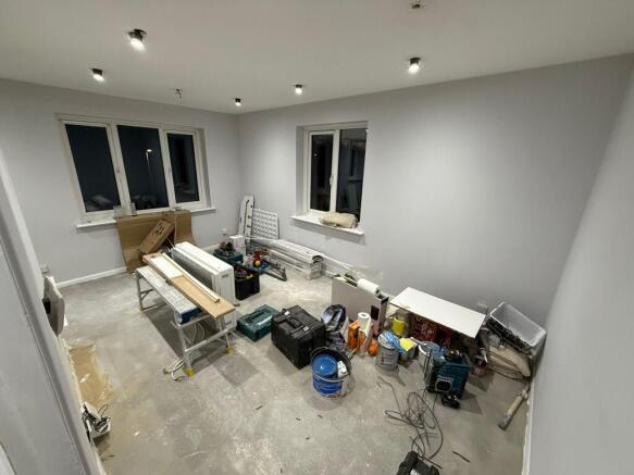 0d009895-7bd7-4a0...