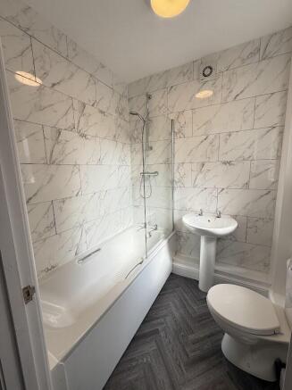 Family bathroom