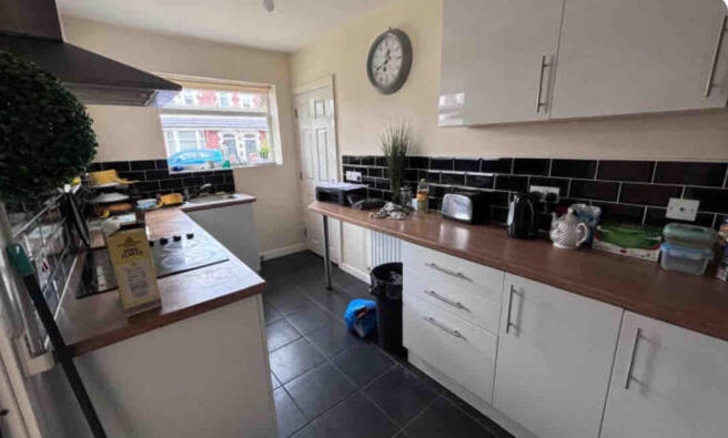 New house share available soon In Mexborough