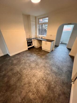 Studio Flat in Mexborough - S64
