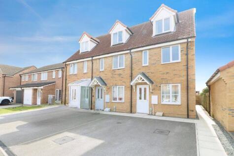 Stable Way, Kingswood