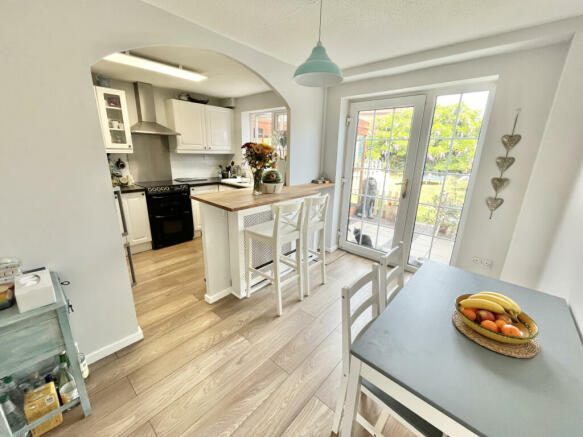 Kitchen | Dining Area