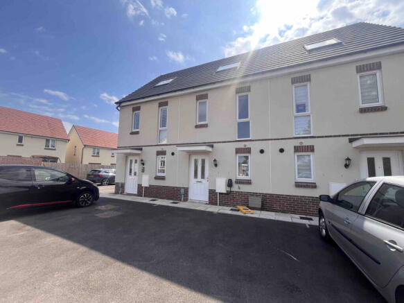MOSELEY END: Three storey, three-bedroom property