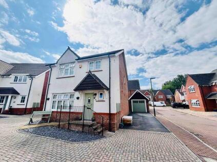 Norchard Gardens, Whitecroft, GL15 4UD