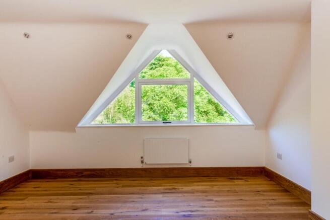 319305 Penthouse ...