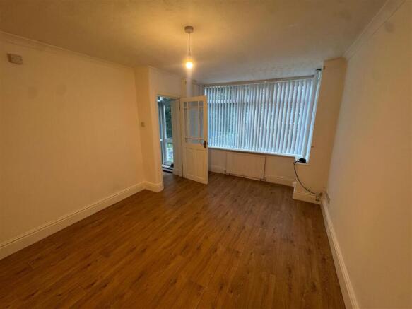 WhatsApp Image 2025-09-23 at 11.01.55.jpeg