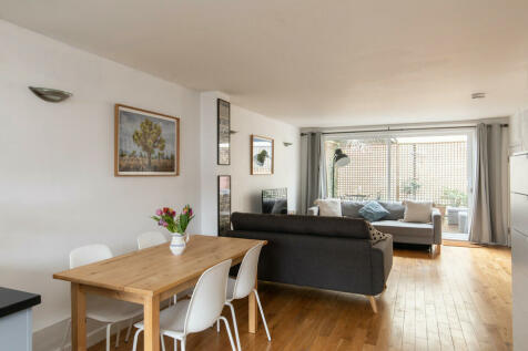 Peckham Rye - 2 bedroom flat for sale