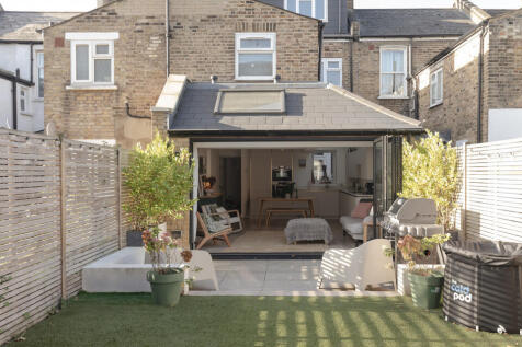 Nutcroft Road, Peckham, SE15