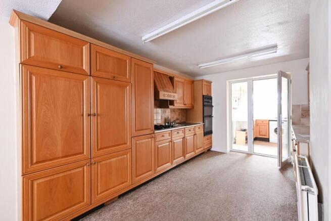 KITCHEN/BREAKFAST ROOM