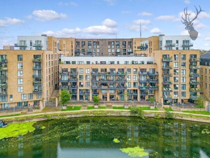 Bow River Village, Bow