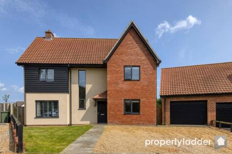 Sam Smith Way, RACKHEATH, Norfolk, NR13