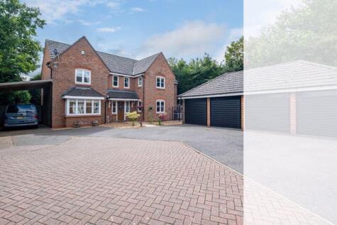 Yorkshire Way, Burntwood, St. Matthews Estate, WS7 9QY