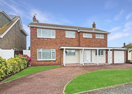 Aylesbury Drive, Holland-on-Sea, Clacton-on-Sea, CO15