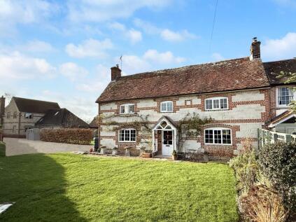 Shotover Corner, Uffington, SN7