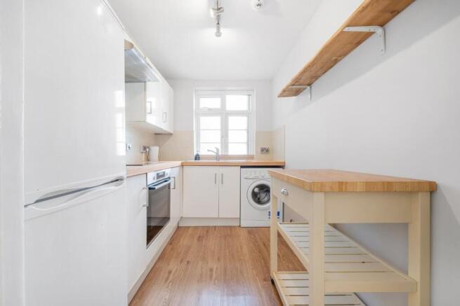 Kitchen..JPG