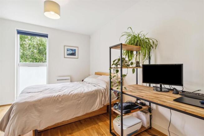 Flat 17, Stratos Height_-3.jpg