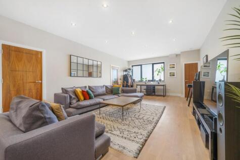 Josephine Avenue, SW2