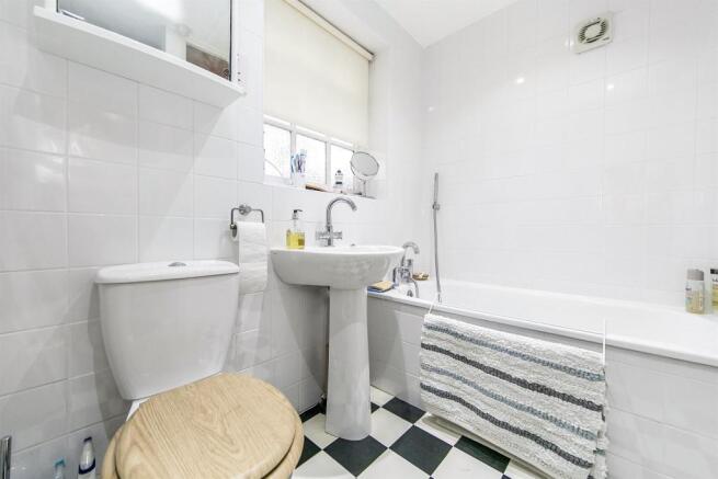 2 Bedroom Semi Detached House For Sale In Mill Road Maldon Cm9