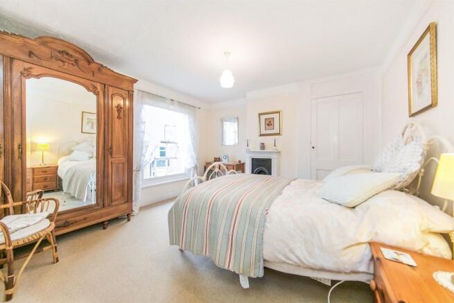 2 Bedroom Semi Detached House For Sale In Mill Road Maldon Cm9