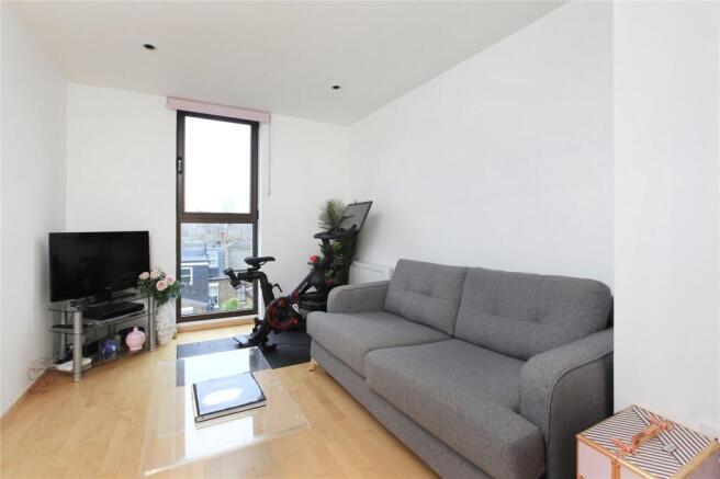property in Petergate, 
Wandsworth, SW11