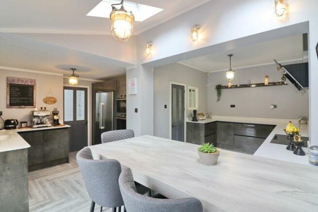 Open Plan Kitchen Diner