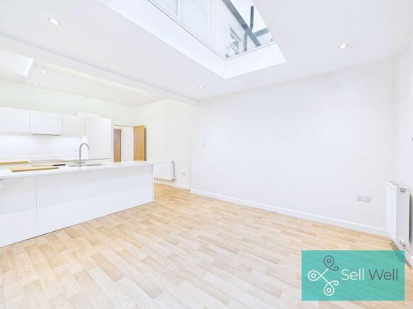 Open-Plan Kitchen & Dining Space