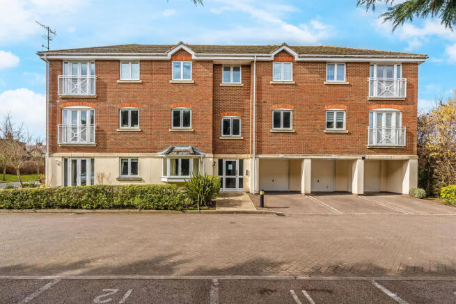 Flat-9-Kingswood-Place-20