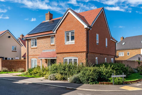 Hailwood Drive, Edenbridge, Kent