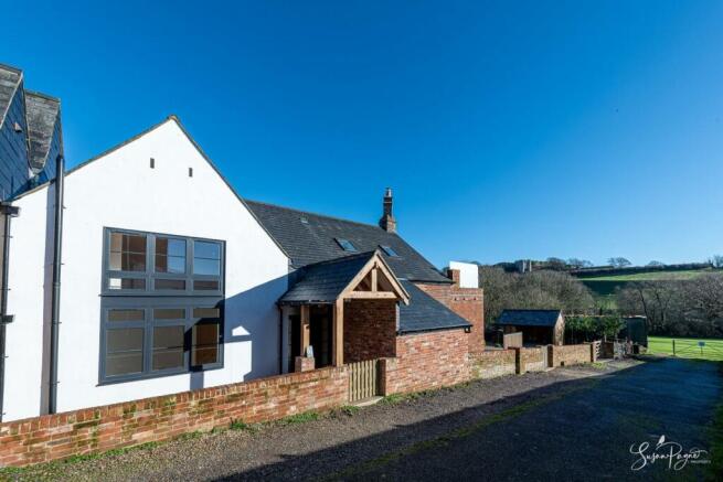 Hopscotch House