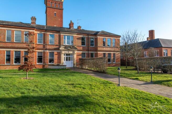 Welcome to 7 Tennyson Rise