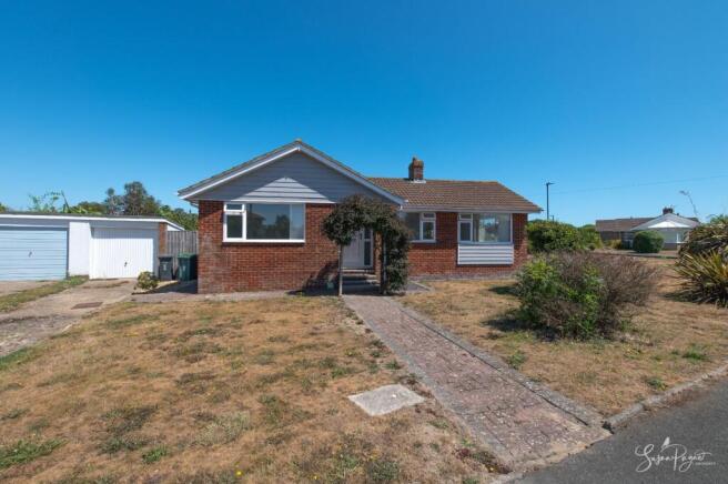 Welcome to 2 Rowantree Drive
