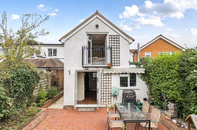 1359075-6-68e9639...