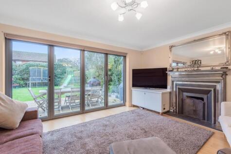 St. Johns Road, Mortimer Common, Berkshire, RG7