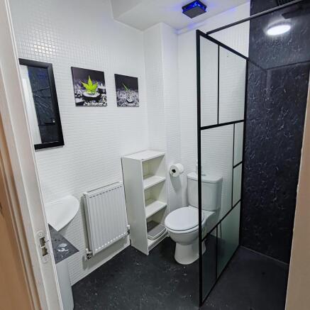 Ensuite