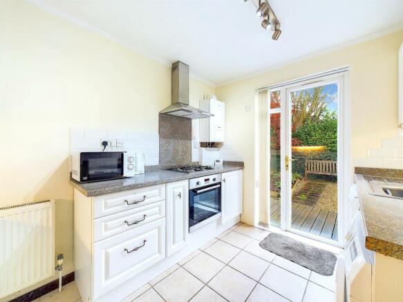 14 Briar Avenue - Kitchen