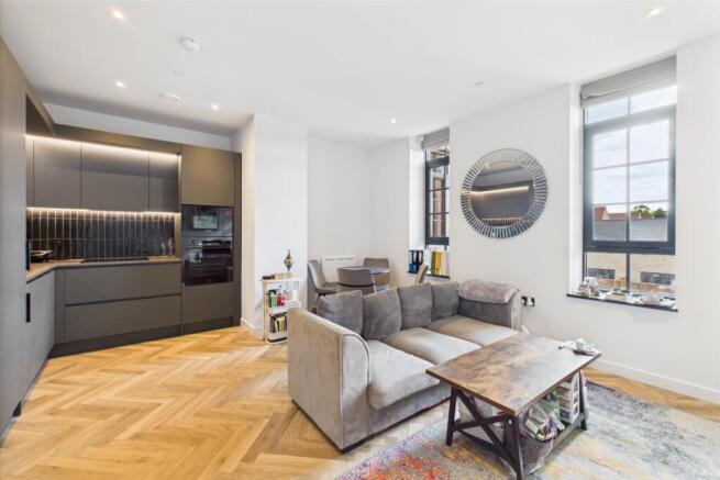 Living Kitchen Dining Space