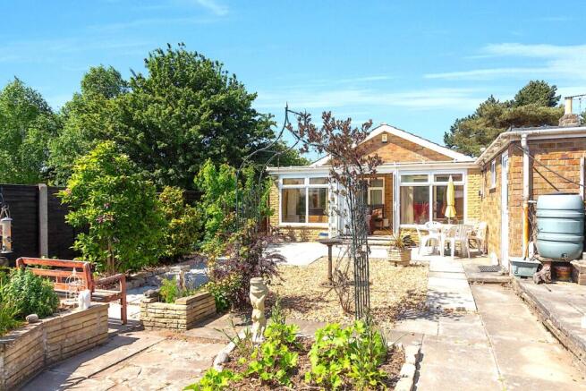 22 Deramore - Garden