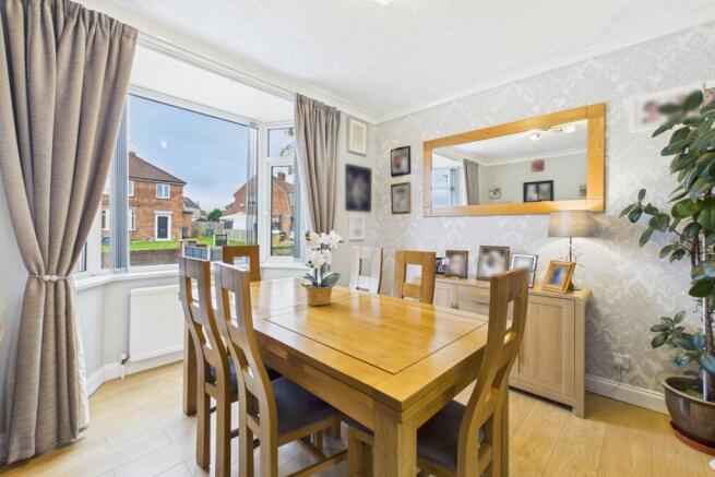 CAM03162G0-PR0362-STILL010