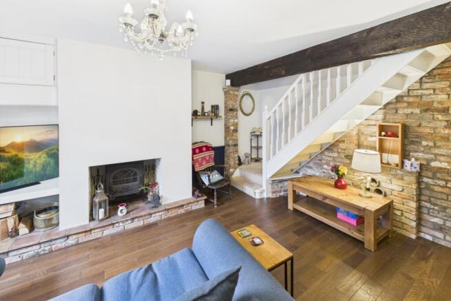 CAM03162G0-PR0364-STILL007