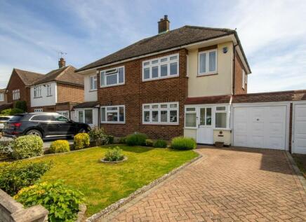 Clavering Gardens, West Horndon, Brentwood, Essex, CM13