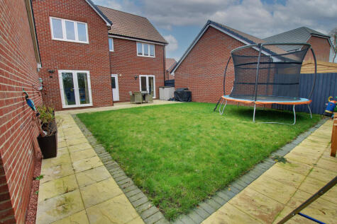 Lily Avenue, Wimblington