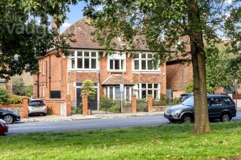 Nizells Avenue, Hove, East Sussex, BN3