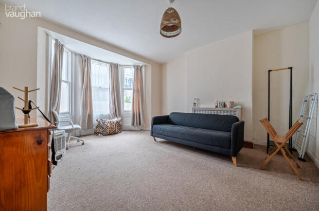 b0ce28c3-523c-411...