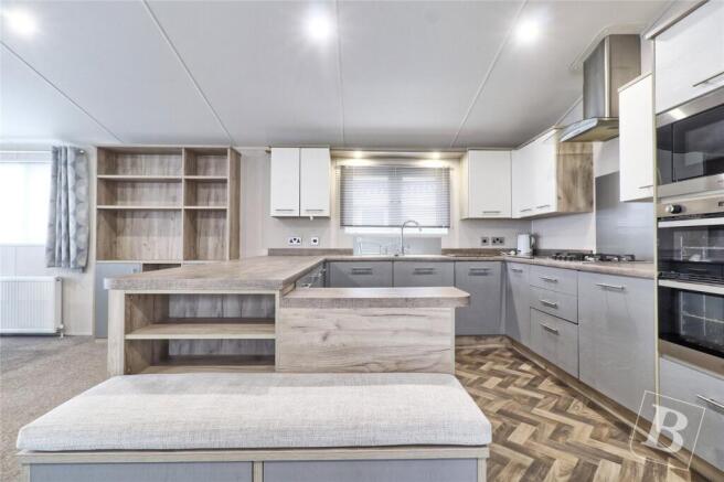 Kitchen/Dining Area
