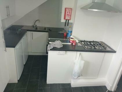 Whitchurch Road - 1 bedroom flat