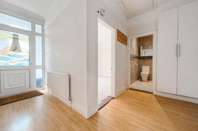 1328562-1-687e9af...