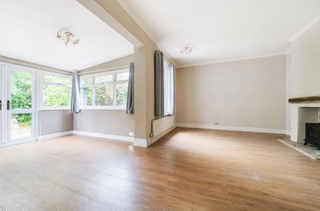 1328562-1-687e9af...