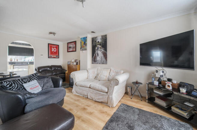 1374060-11-690a5a...