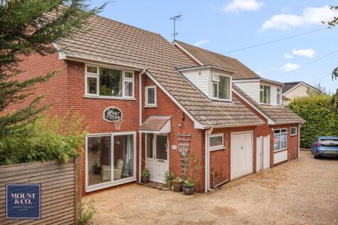 London Road, Hertford, Hertfordshire, SG13