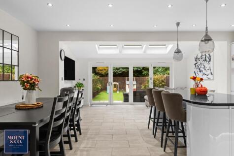 Wisdom Drive, Hertford, Hertfordshire, SG13